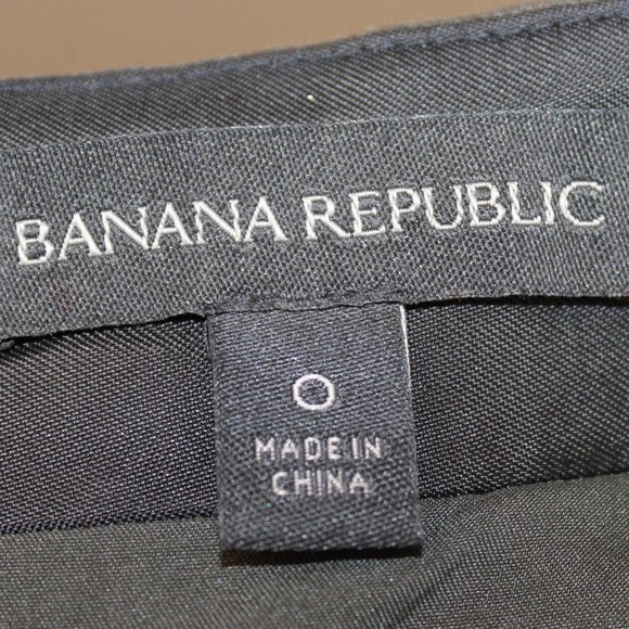 Banana Republic A-line pleated skirt with pockets - Picture 7 of 10